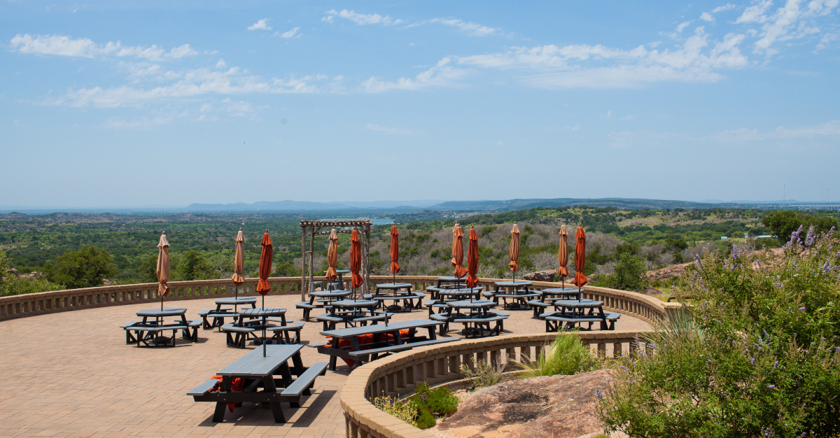 Torr Na Lochs Vineyard and Winery